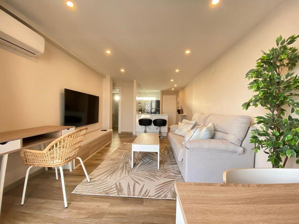 Moderno Apartamento Con Vistas Al Mar -贝纳尔马德纳 外观 照片